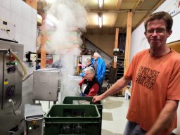 2025-10-17 19.41.25-1